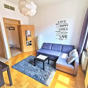 https://gozsdu-apartment-budapest-1075-2.inbudapesthotels.com