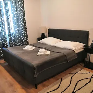 Brand New Apartmán